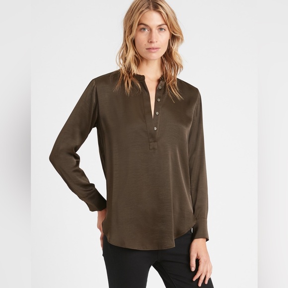 Banana Republic Satin Button Front Heritage Olive Green Tunic Blouse - Size L - Picture 7 of 7